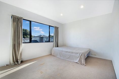 Photo of property in 11 Rakich Place, Henderson, Auckland, 0612