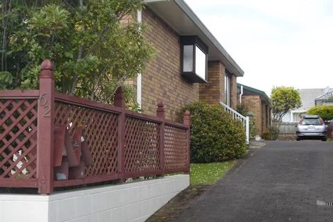 Photo of property in 1/62 Aviemore Drive, Highland Park, Auckland, 2010