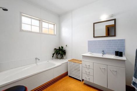 Photo of property in 16 Cowley Drive, Leamington, Cambridge, 3432