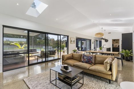 Photo of property in 355 Waitoki Road, Waitoki, Kaukapakapa, 0871