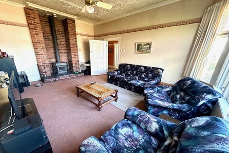 Photo of property in 220 Clyde Street, Balclutha, 9230
