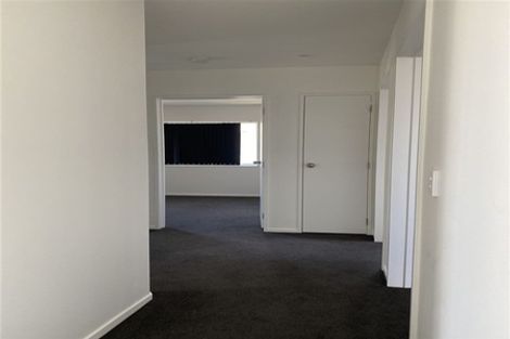 Photo of property in 8 Aeronautic Road, Takanini, 2112