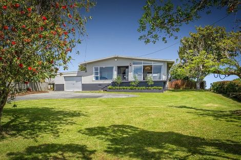 Photo of property in 35 Whaka Street, Maungaturoto, 0520
