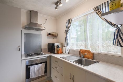 Photo of property in 2b Darroch Street, Fairy Springs, Rotorua, 3015