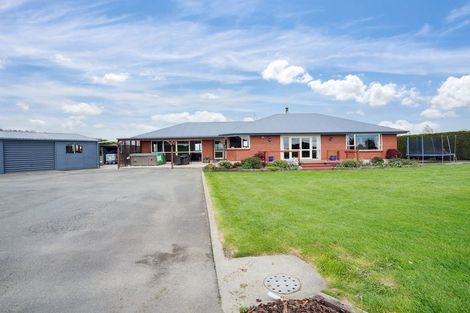 Photo of property in 381 Bay Road, West Plains, Invercargill, 9879