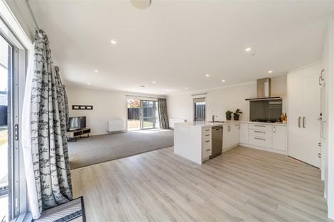 Photo of property in 18 Gallipoli Road, Trentham, Upper Hutt, 5018