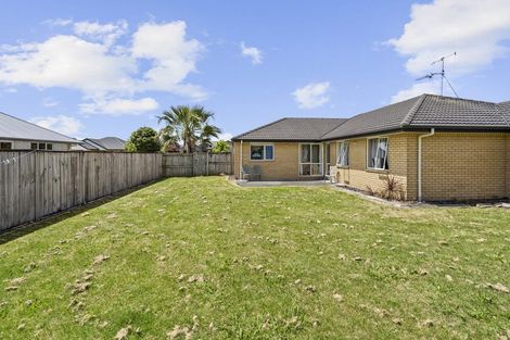 Photo of property in 10 Madison Street, Cambridge, 3434