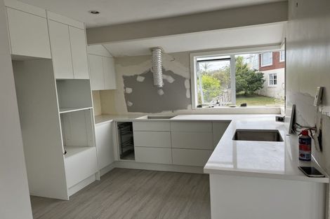 Photo of property in 2/28 East Coast Road, Milford, Auckland, 0620