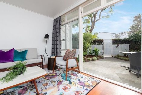 Photo of property in 2/55a Hepburn Street, Freemans Bay, Auckland, 1011