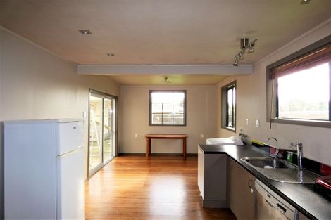 Photo of property in 61 Wakefield Street, Westport, 7825