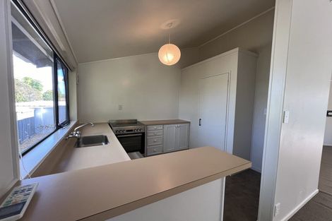 Photo of property in 16 Shearwater Street, One Tree Point, 0118