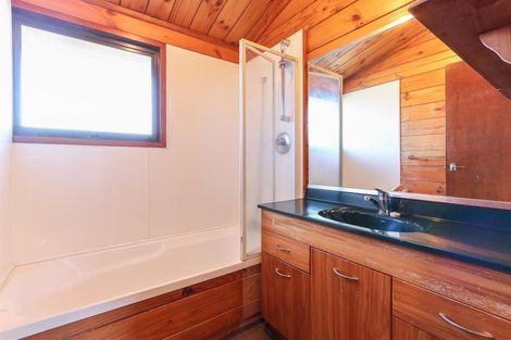 Photo of property in 20 Pukehangi Road, Pukehangi, Rotorua, 3015