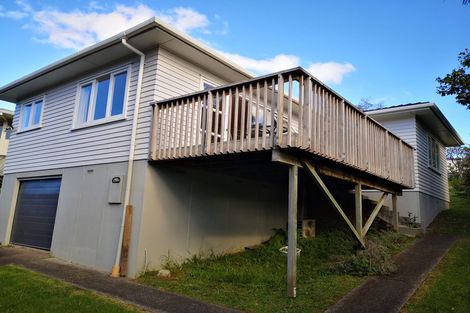 Photo of property in 12 Vandeleur Avenue, Birkdale, Auckland, 0626