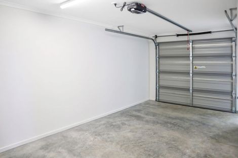 Photo of property in 2/4 Bostonkip Crescent, Fitzroy, Hamilton, 3282