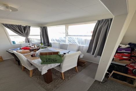 Photo of property in 8 Appleby Place, Mangere East, Auckland, 2024