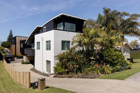 Photo of property in 79a Oceanview Road, Mount Maunganui, 3116
