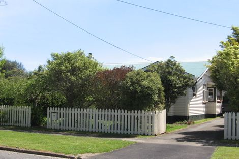 Photo of property in 12 Godwin Crescent, College Estate, Whanganui, 4500