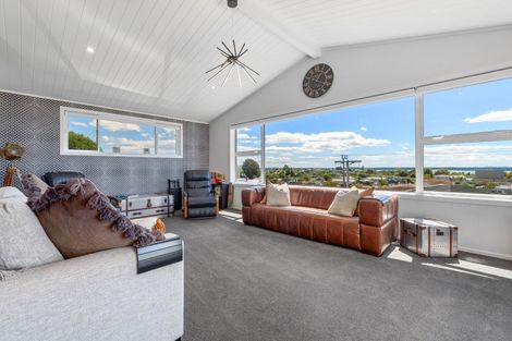 Photo of property in 6 Western Road, Otumoetai, Tauranga, 3110