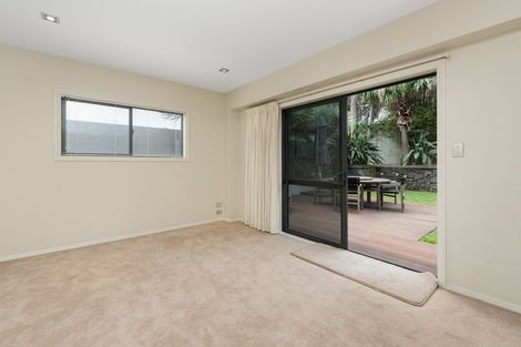 Photo of property in 43 Oceanbeach Road, Mount Maunganui, 3116