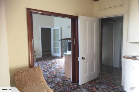 Photo of property in 70 Derwent Street, Island Bay, Wellington, 6023