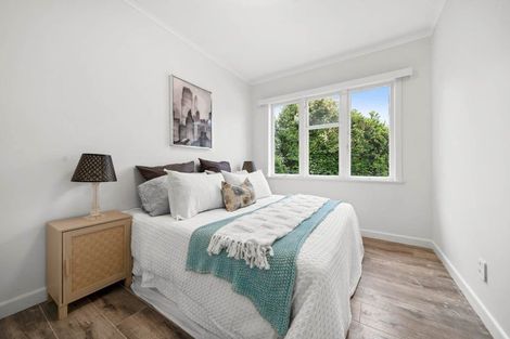 Photo of property in 1/63 Arran Road, Browns Bay, Auckland, 0630