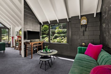 Photo of property in 15 Muritai Crescent, Havelock North, 4130