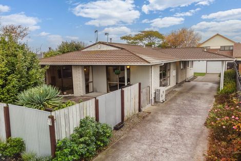 Photo of property in 43 Pencarrow Street, Highbury, Palmerston North, 4412