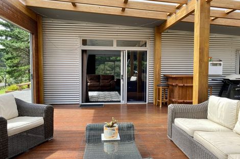 Photo of property in 295 Ngahere Park Road, Turitea, Palmerston North, 4472