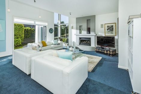 Photo of property in 13 Kittiwake Drive, Schnapper Rock, Auckland, 0632