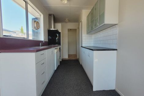 Photo of property in 139 Driver Crescent, Cannons Creek, Porirua, 5024