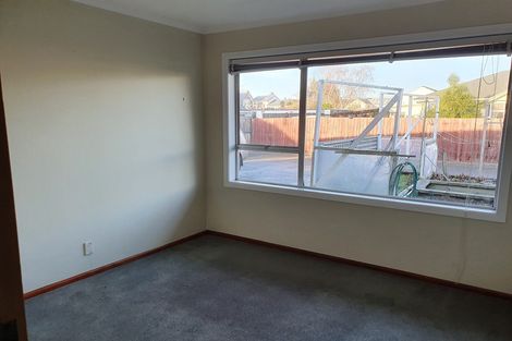Photo of property in 1/77 Memorial Avenue, Ilam, Christchurch, 8053