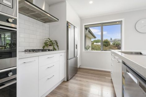 Photo of property in 17 Downer Access Road, Kaukapakapa, 0873