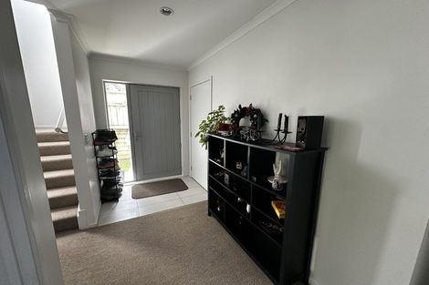 Photo of property in 29 Maylee Crescent, Gulf Harbour, Whangaparaoa, 0930