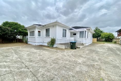 Photo of property in 55 Avenue Road, Otahuhu, Auckland, 1062