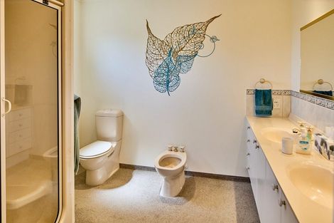 Photo of property in 4 Tombane Terrace, Papakowhai, Porirua, 5024