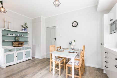 Photo of property in 28a Chambers Street, Havelock North, 4130