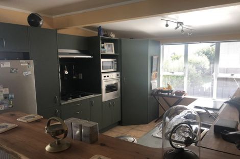 Photo of property in 1 Moa Place, Onerahi, Whangarei, 0110