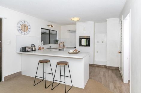 Photo of property in 8 Opoia Road, Hamilton East, Hamilton, 3216