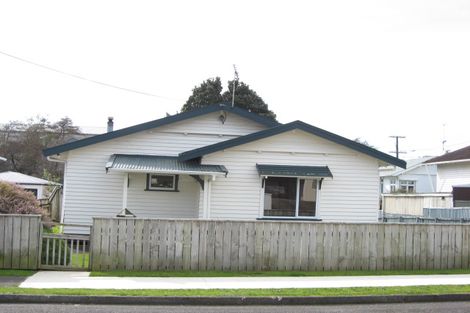 Photo of property in 30 Gaine Street, New Plymouth, 4310