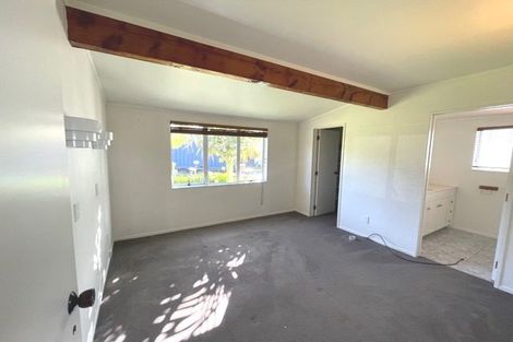 Photo of property in 1 Gosford Drive, Botany Downs, Auckland, 2010