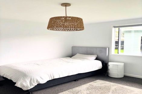 Photo of property in 12 Kukupa Grove, Heretaunga, Upper Hutt, 5018