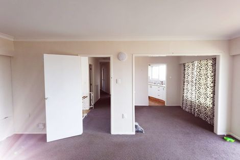 Photo of property in 150 Mokoia Road, Chatswood, Auckland, 0626