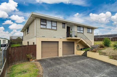 Photo of property in 2 Arohanui Street, Huntly, 3700
