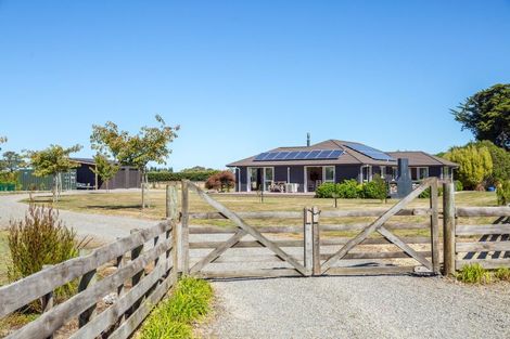 Photo of property in 14 Welch Road, Opaki, Masterton, 5871