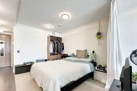 Photo of property in 208/3 Roxburgh Street, Mount Victoria, Wellington, 6011