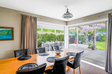 Photo of property in 52 Ashgrove Street, Rangiora, 7400