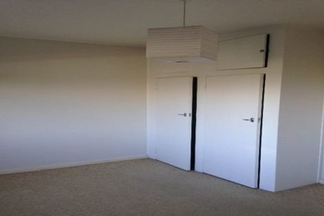 Photo of property in 140 The Ridgeway, Mornington, Wellington, 6021