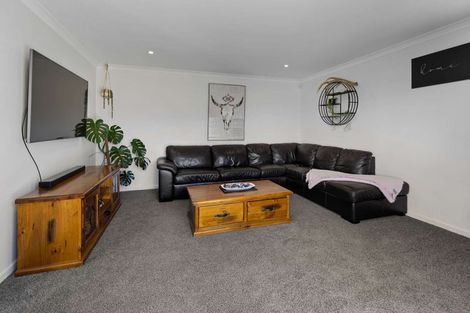 Photo of property in 126 Buller Road, Levin, 5571