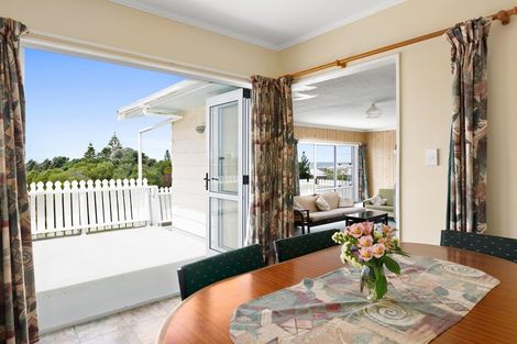 Photo of property in 16 Tamarisk Drive, Riversdale Beach, Masterton, 5872
