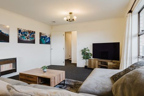 Photo of property in 43 Pencarrow Street, Highbury, Palmerston North, 4412